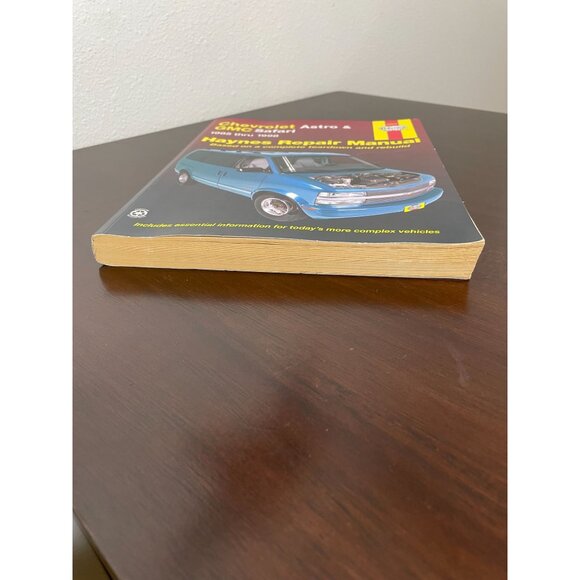 Haynes 24010 Repair Manual Chevrolet Astro and GMC Safari 1985 thru 1998 - Picture 6 of 8
